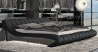 Das Komplettbett Ferrara in Leder schwarz
