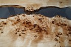 Pappelholz Esstisch mit Epoxidharz Füllung