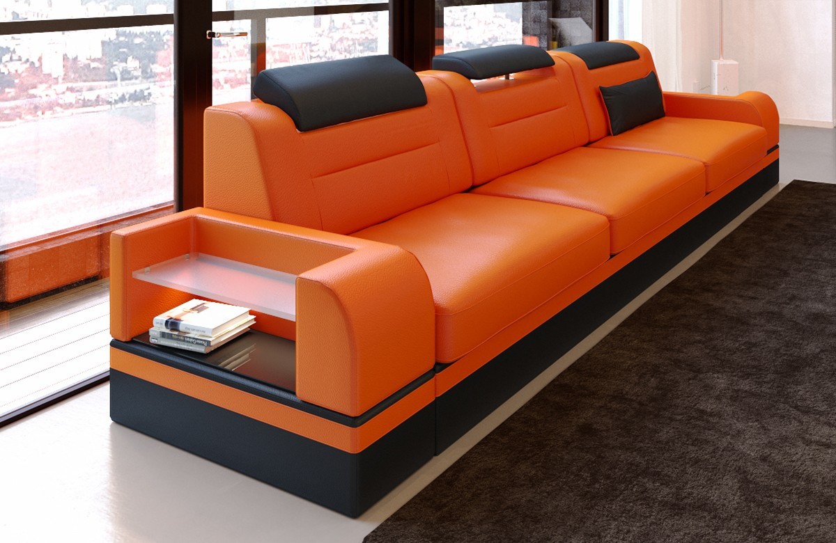 Leder Couch Parma als 3 Sitzer in orange-schwarz - Die LED Beleuchtung, USB Anschluss und Relaxfunktion sind optional erhältlich.