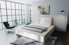 Edles Designerbett Venosa mit Kunstlederbezug und LED Beleuchtung in beige-weiß