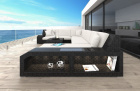 Rattan Lounge Sofa Matera XXL mit Polsterauflagen in Creme und LED-Beleuchtung - Detailansicht große Armlehne